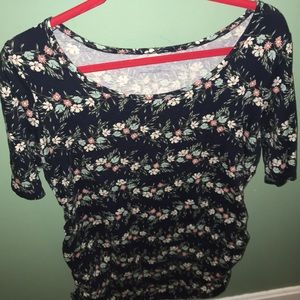 Xl short sleeve maternity top